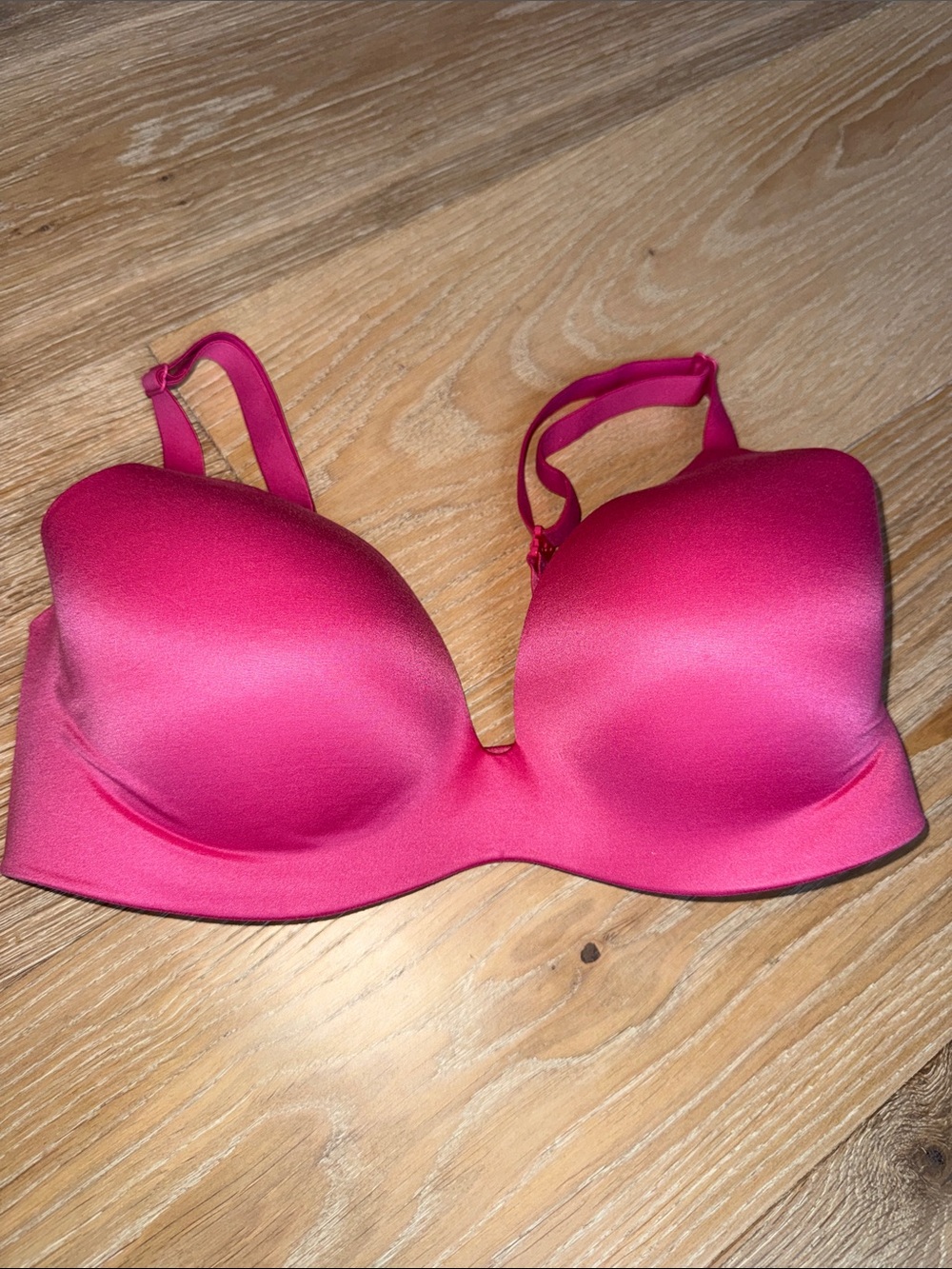 Victoria's Secret Hot Pink li ed semi Demi flex wireless Bra